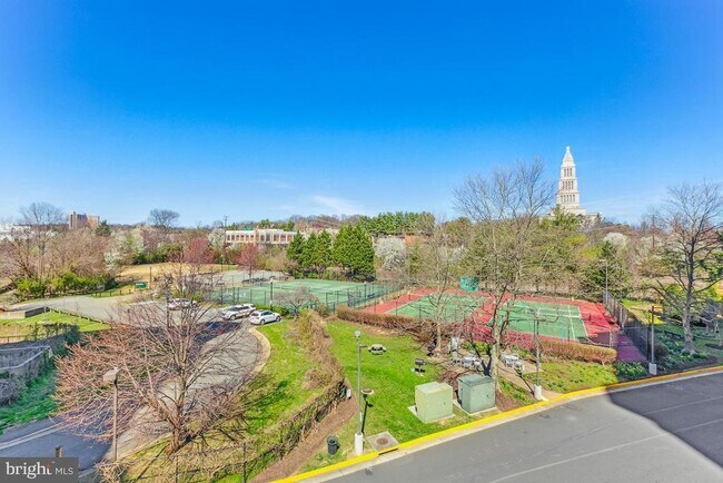 Building Photo - 2151 Jamieson Ave