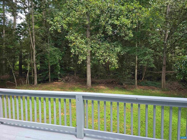 Building Photo - 259 Spring Oaks Ln