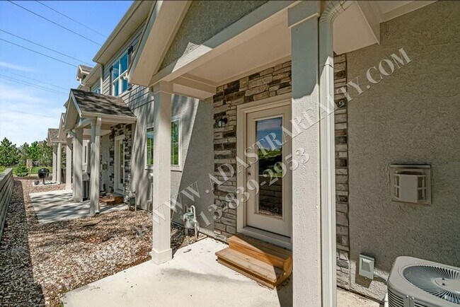 Building Photo - Brand New!! Townhome 3 Bed 2.5 Bath in Ola...