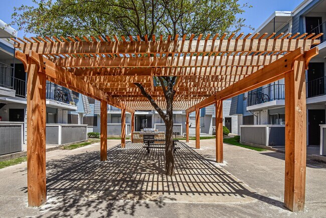 Vista Azul Apartments Outdoor Grill - Vista Azul