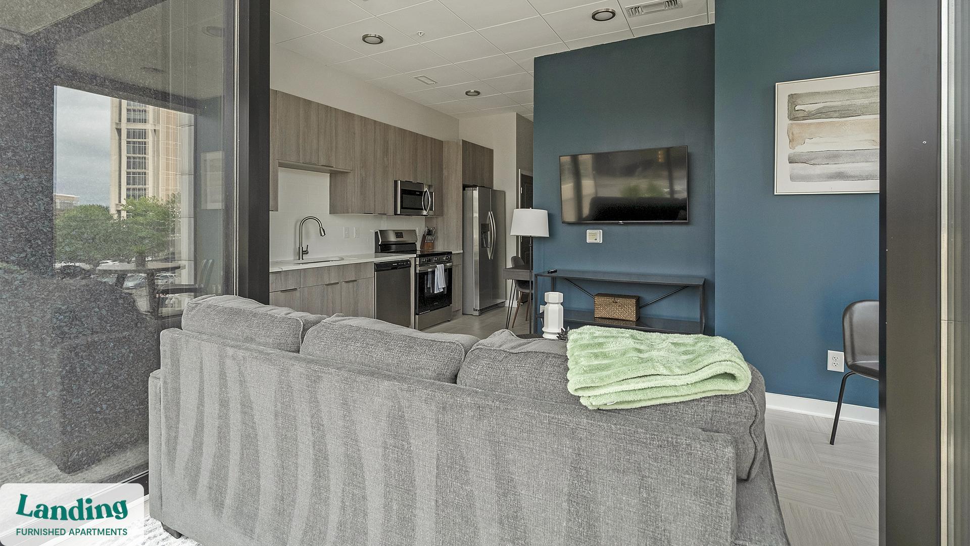 Building Photo - 600 19th St N