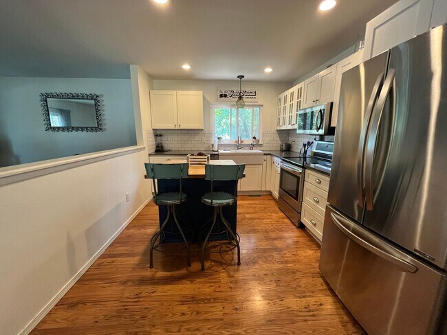 Building Photo - Adorable Home in West Fort Collins