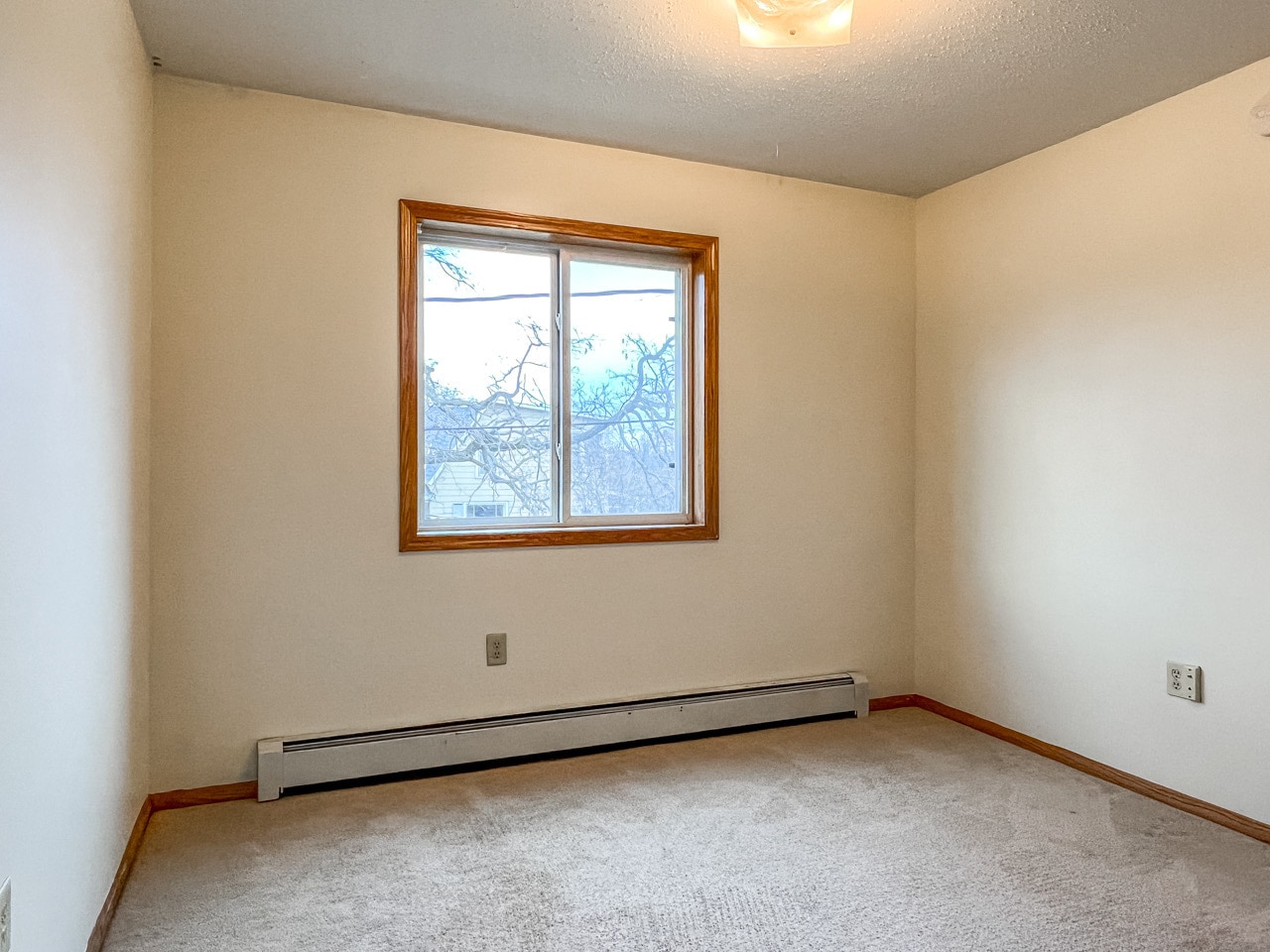 Bedroom 3 - 2216 Longyear Ave