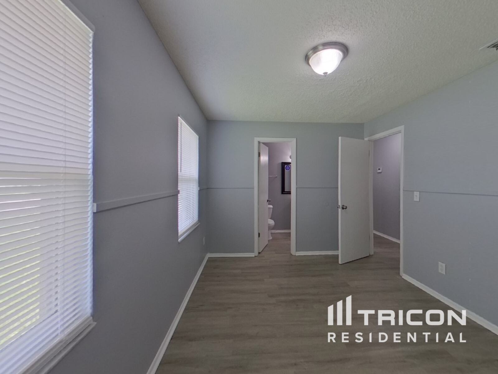 Building Photo - 152 Mante Dr
