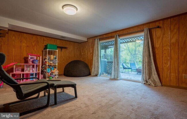Building Photo - 57 Brighton Ct