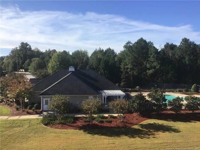 Building Photo - 616 Marshtree Ln