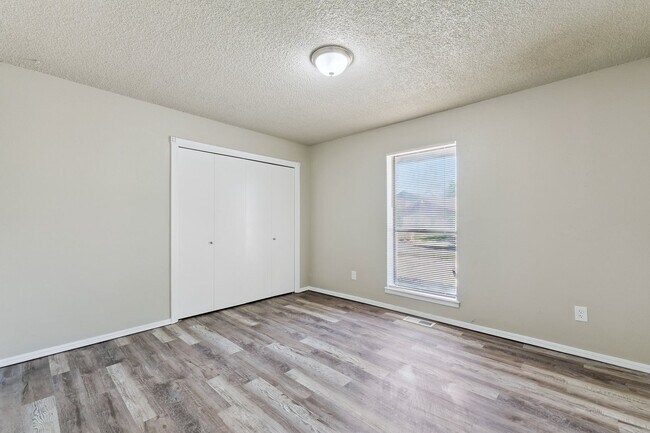 Building Photo - newly renovated 3 bed house in NW OKC