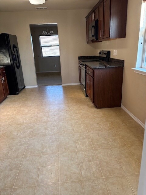 Building Photo - 307 Aries Dr