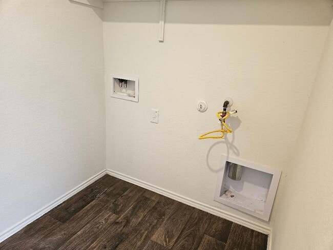 Building Photo - 19405 Bear Grass Dr