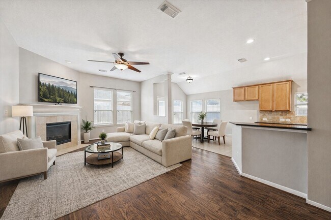 Building Photo - 19223 Fisher Ridge Ln