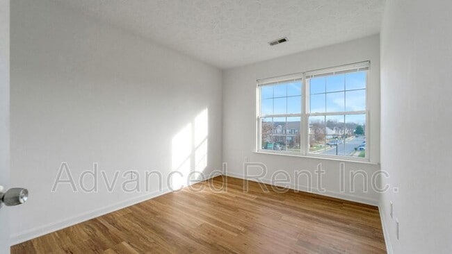 Building Photo - 1404 Roman Ridge Way