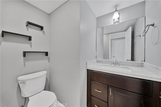 Building Photo - 8249 Haseltine Green