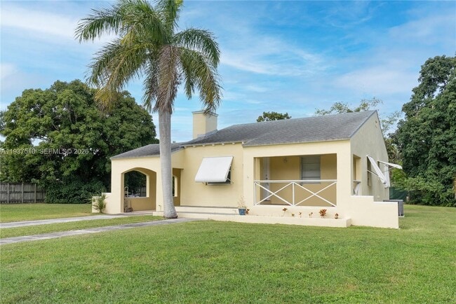 Building Photo - 27 NW 21st St