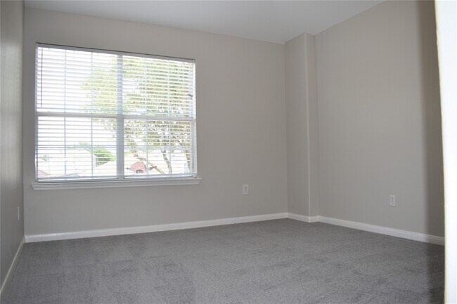 Building Photo - 19207 Cedarsham Ln
