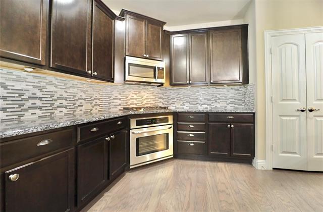 Building Photo - 5705 Petunia Ln