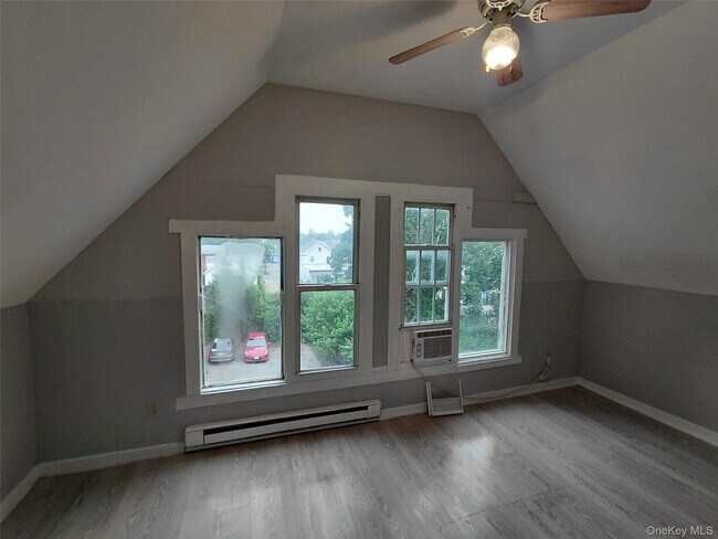 Building Photo - 67 Greenkill Ave