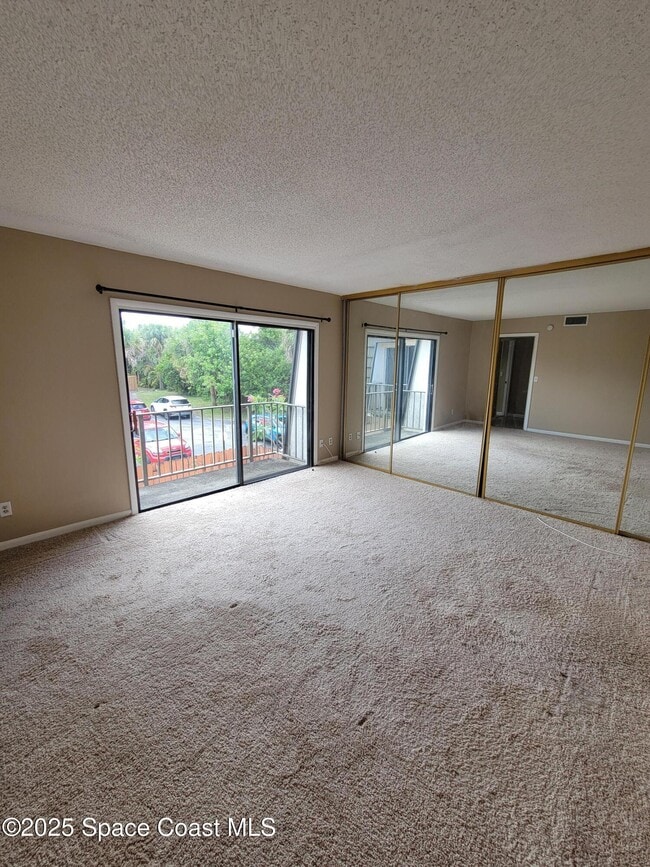 Building Photo - 2313 Vista Oaks Cir NE