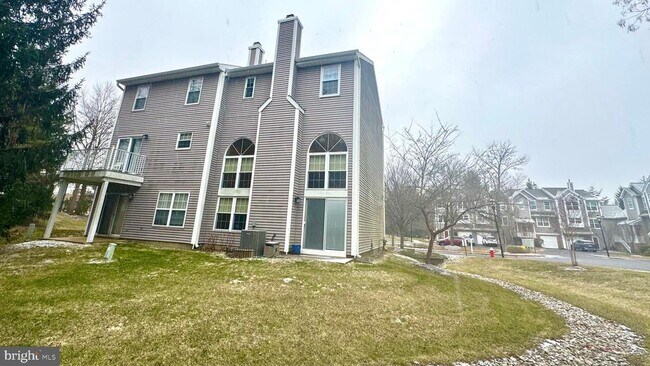 Building Photo - 32 Ketley Pl