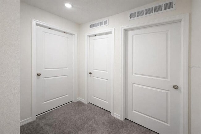 Building Photo - 400 Preston Cv Dr