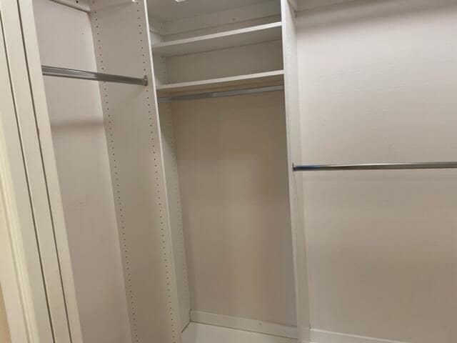 Building Photo - 11 Palma Dr