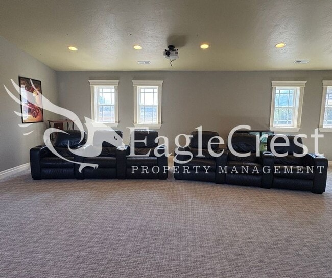 Building Photo - Beautiful Five Bedroom Home with Acreage