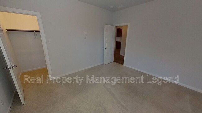 Building Photo - 442 Diamond Creek Dr