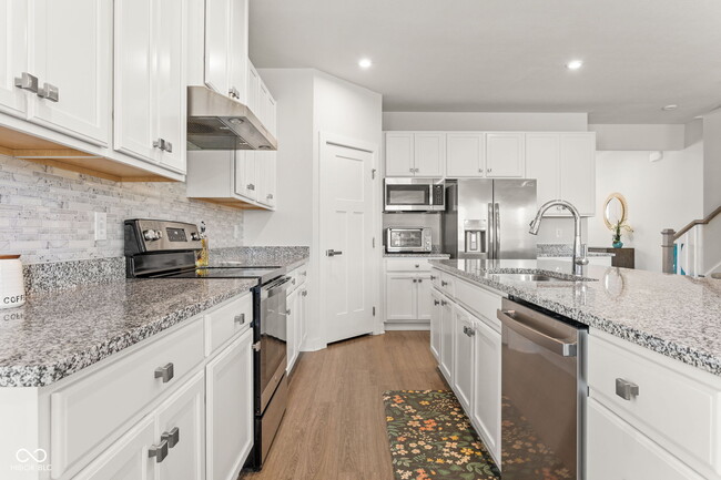Building Photo - 569 Wilsons Farm Dr