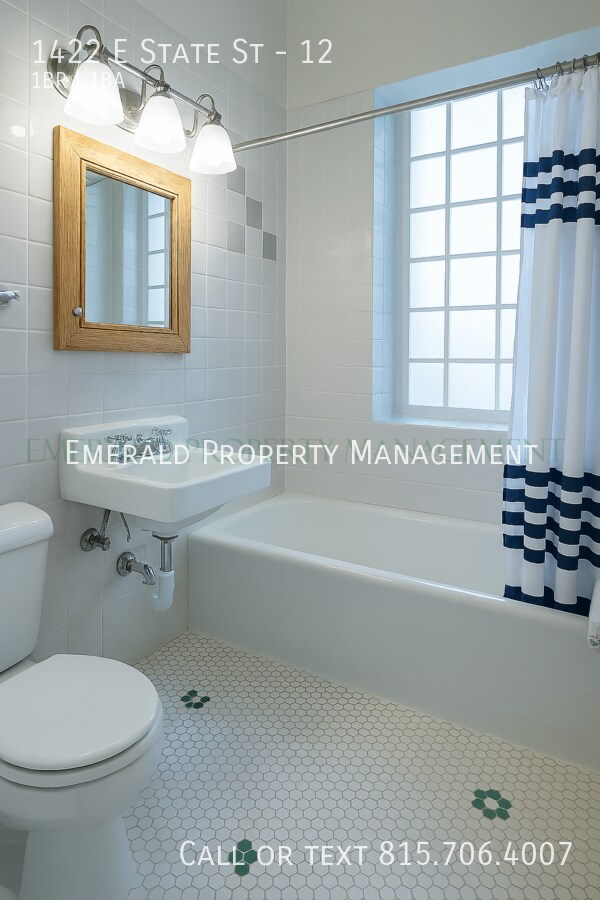 Building Photo - 1422 E State St