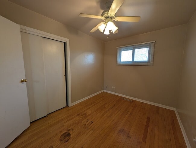 Building Photo - 4230 Lindley St