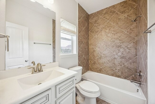 Building Photo - 12247 Oxford Cres Cir