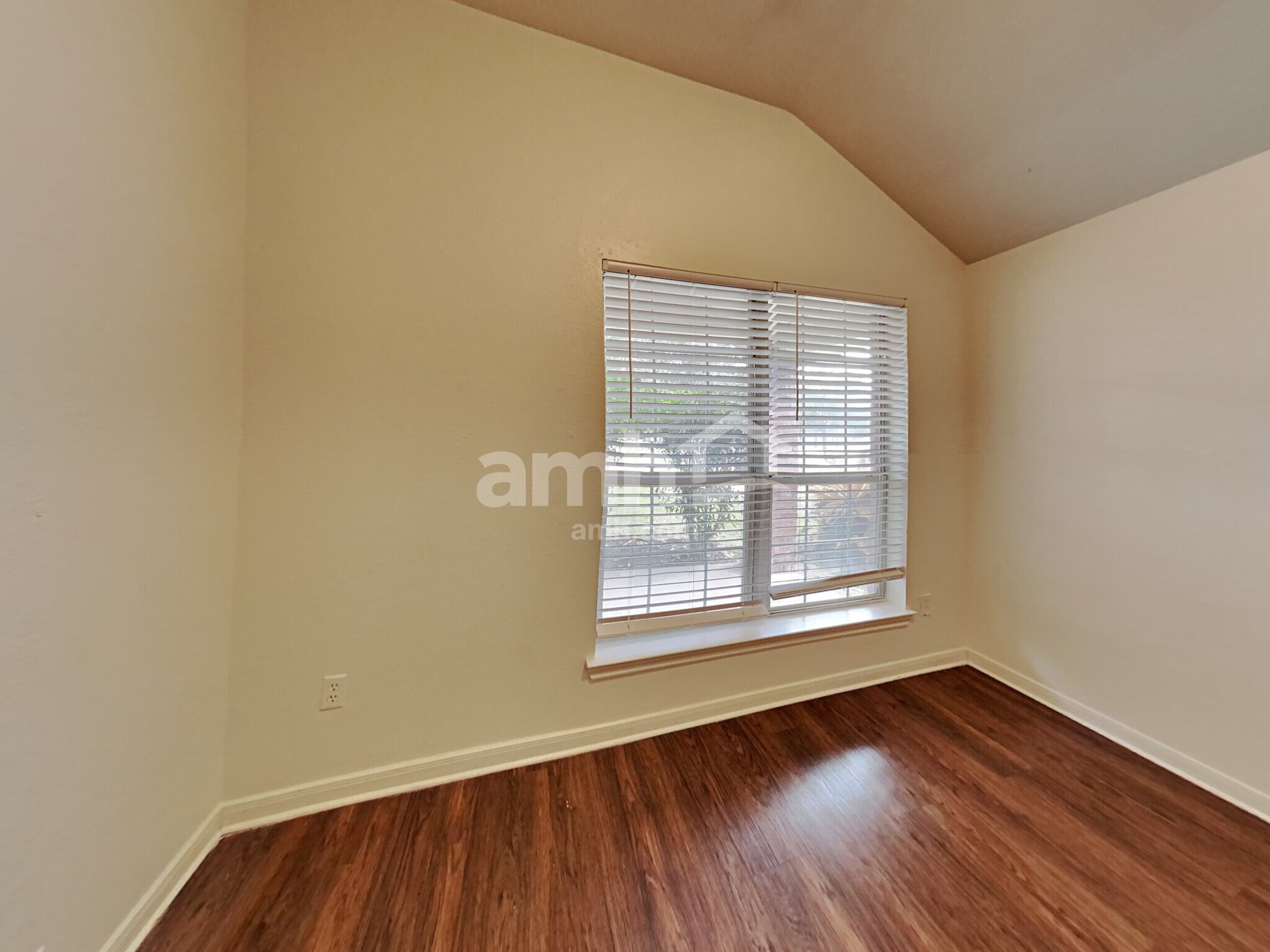 Building Photo - 11922 Elizabeth Ct