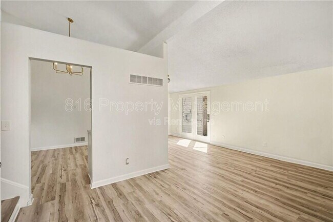 Building Photo - 11220 College Ave