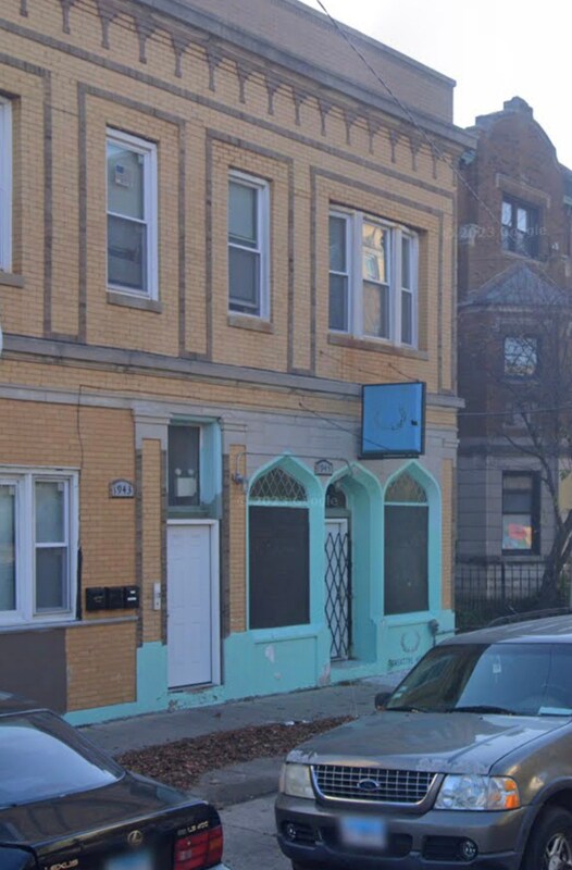 Building Photo - 1943 W 48th St