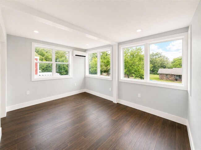 Building Photo - 1224 Kennie Dr