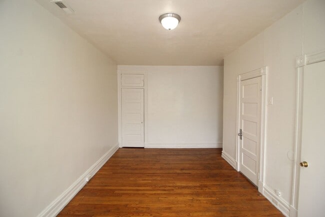 Building Photo - 2630 N Charles St