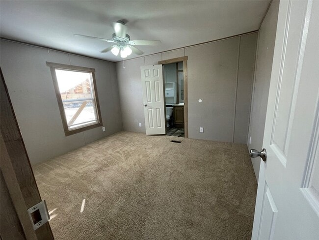 Building Photo - 3830 N Florence Rd