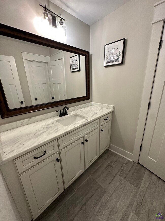 Building Photo - 116 Perth Ct