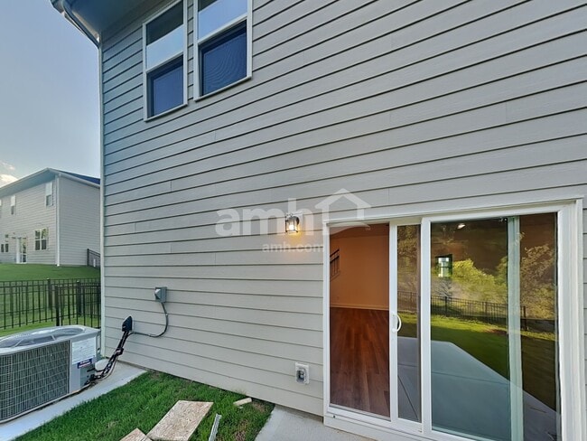 Building Photo - 210 Gershon Wy