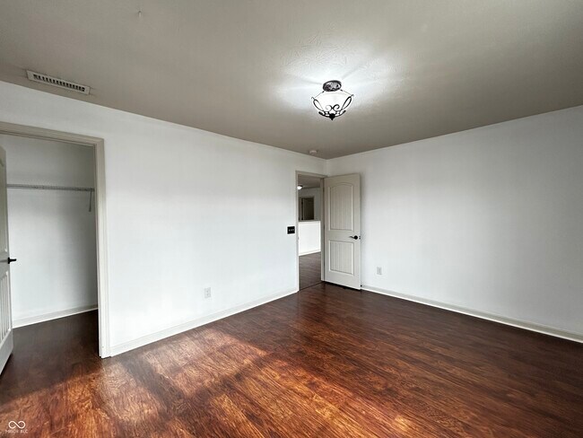 Building Photo - 12588 Hideout Dr