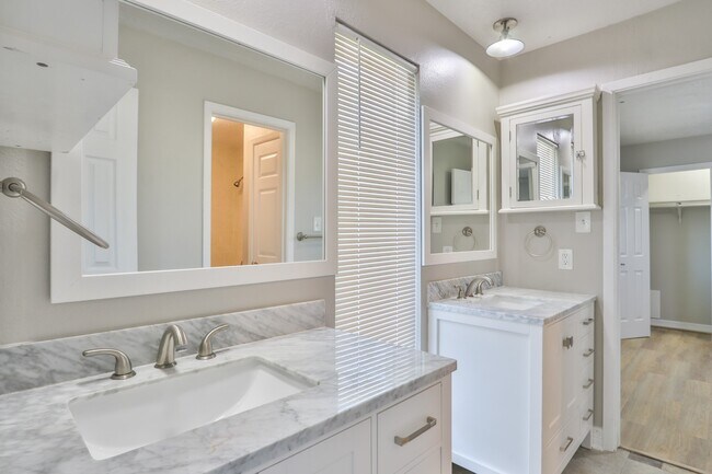 Building Photo - 509 Belmont Dr