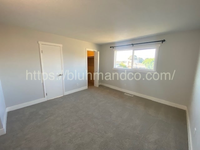 Building Photo - 3195 White Cir