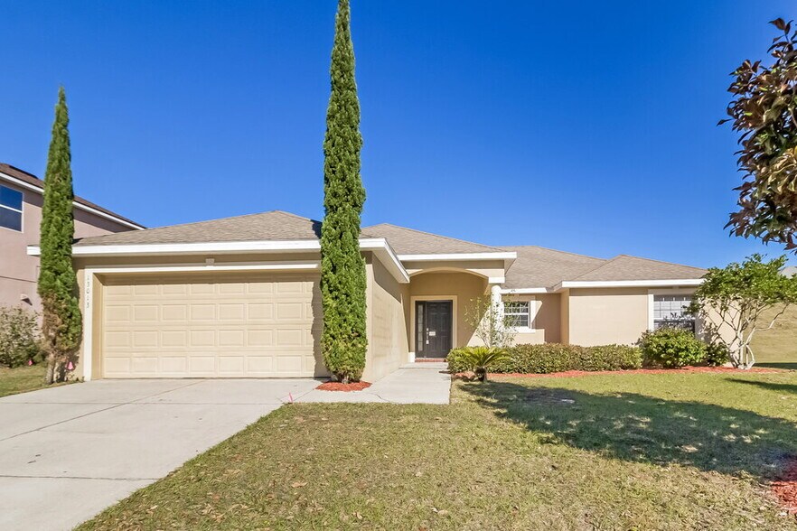 Primary Photo - 13013 Baybrook Ln