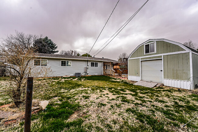 Building Photo - 188 Rosalie Dr