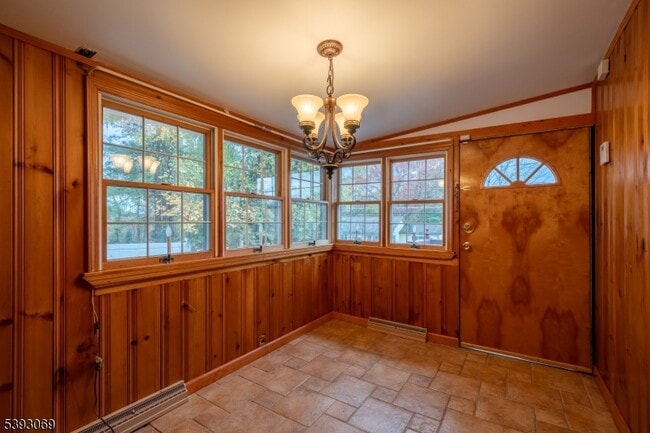 Building Photo - 215 Annisquam Rd