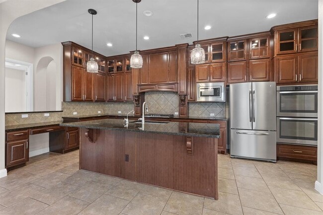 Primary Photo - 242 Wellington Dr