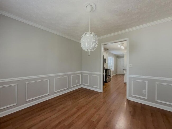 Building Photo - 593 Red Tip Ln