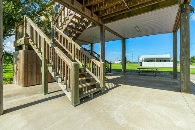 Building Photo - 178 Wallace Moore Rd