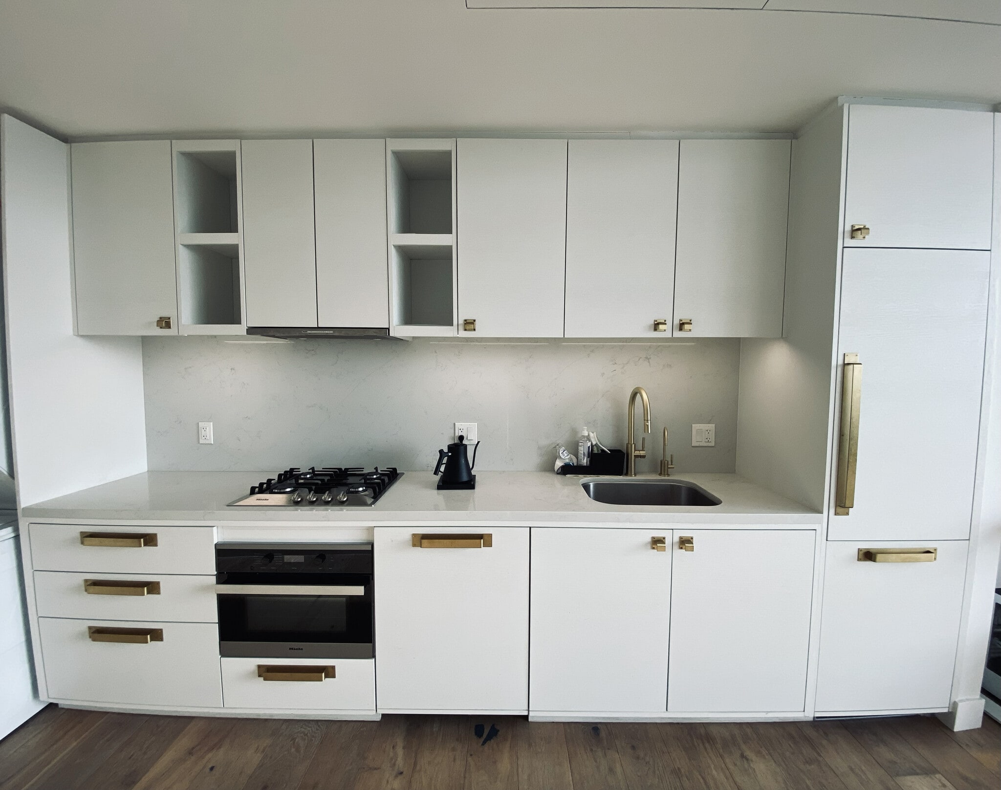 Kitchen - 70 Rainey St