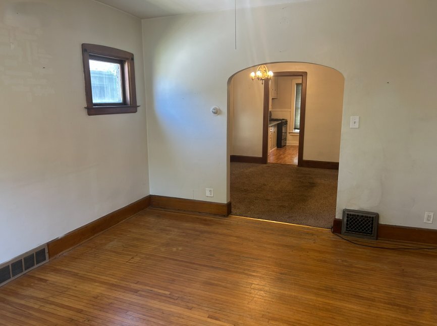 Building Photo - 2473 Pierce Ave