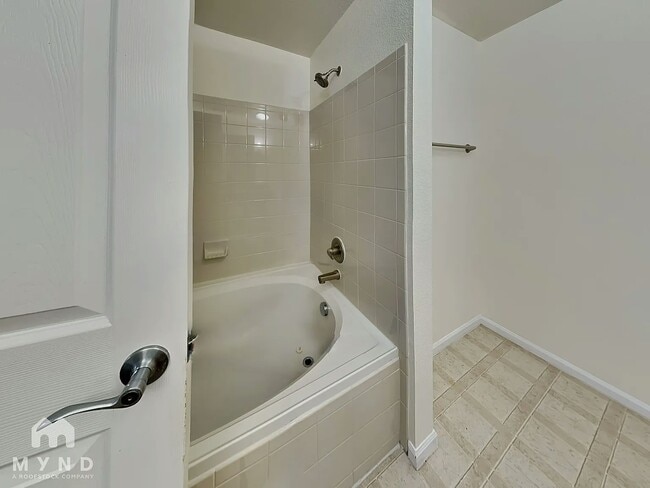 Building Photo - 3872 S Dallas St